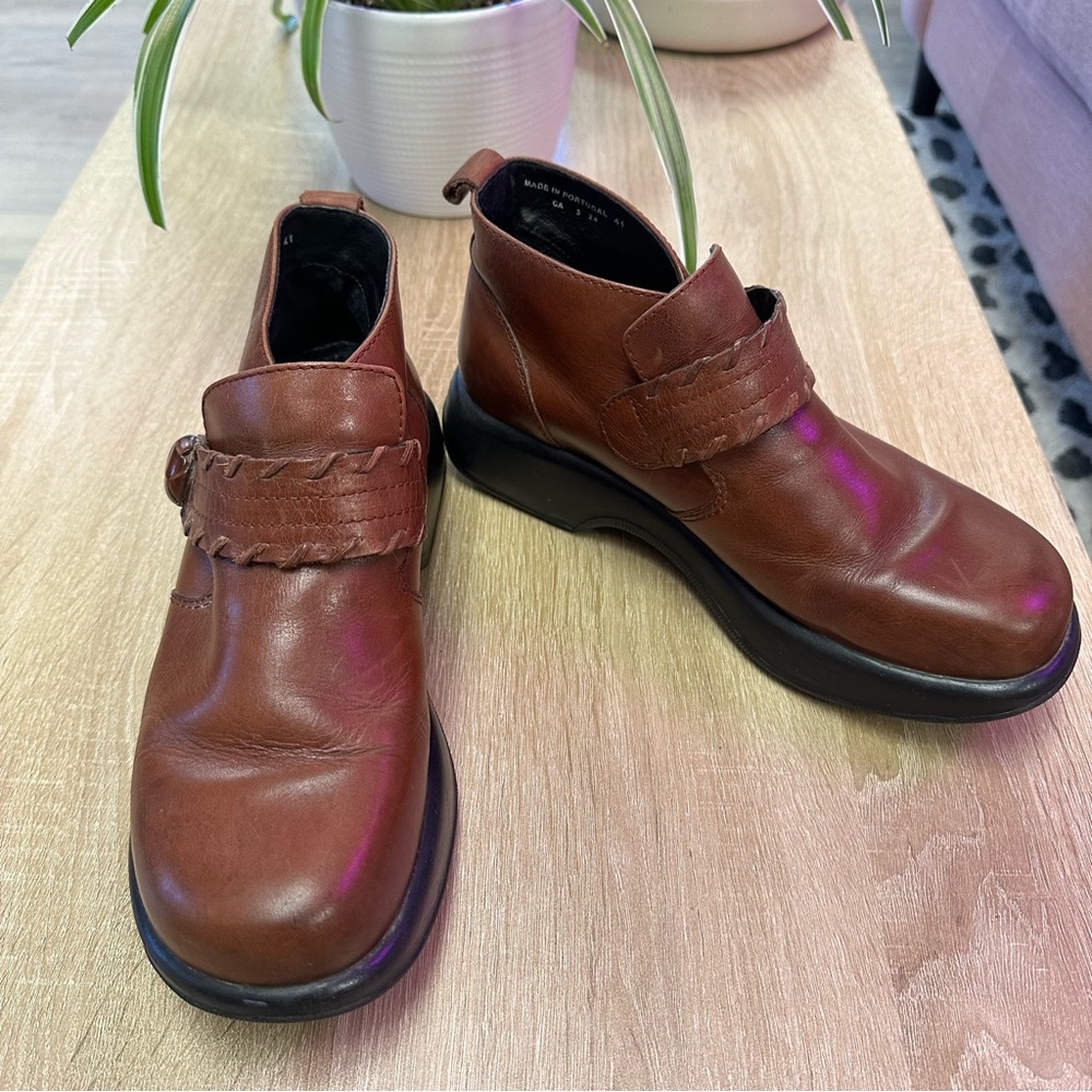 Vintage Dansko chunky ankle boots